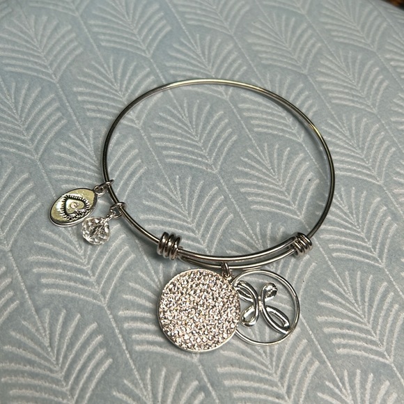 Foot notes silver charm bracelet - Picture 1 of 8